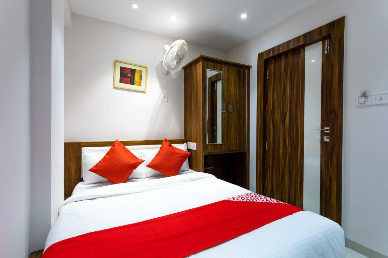 Oyo 29585 The Cliff Hotel Indore Exterior photo